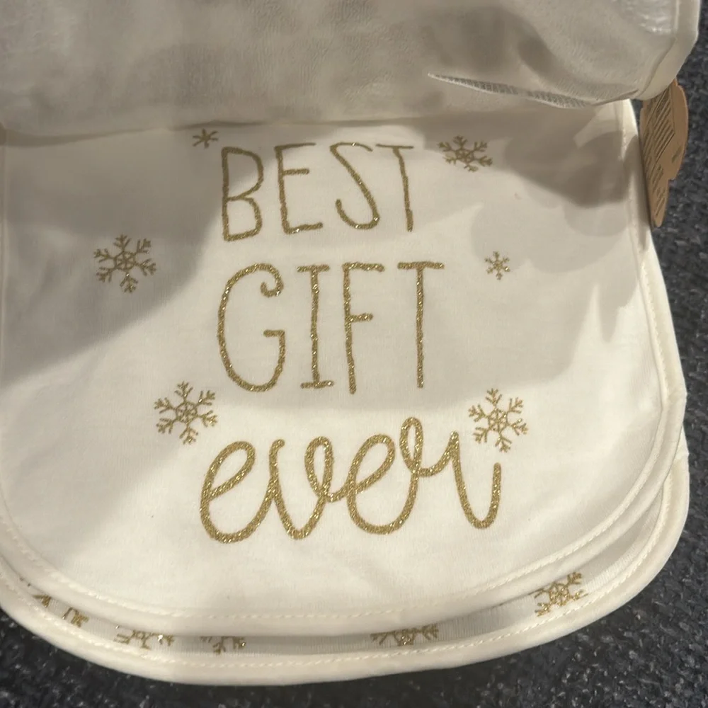 NWT! Baby’s First Christmas Bib Set